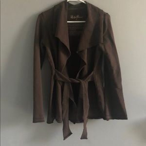 Lucky a brand sweatshirt